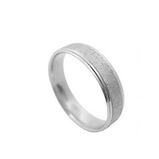 Foto de 10-351-644-16 - ALIANZA CENTRO MATE 5MM O.B. 18K